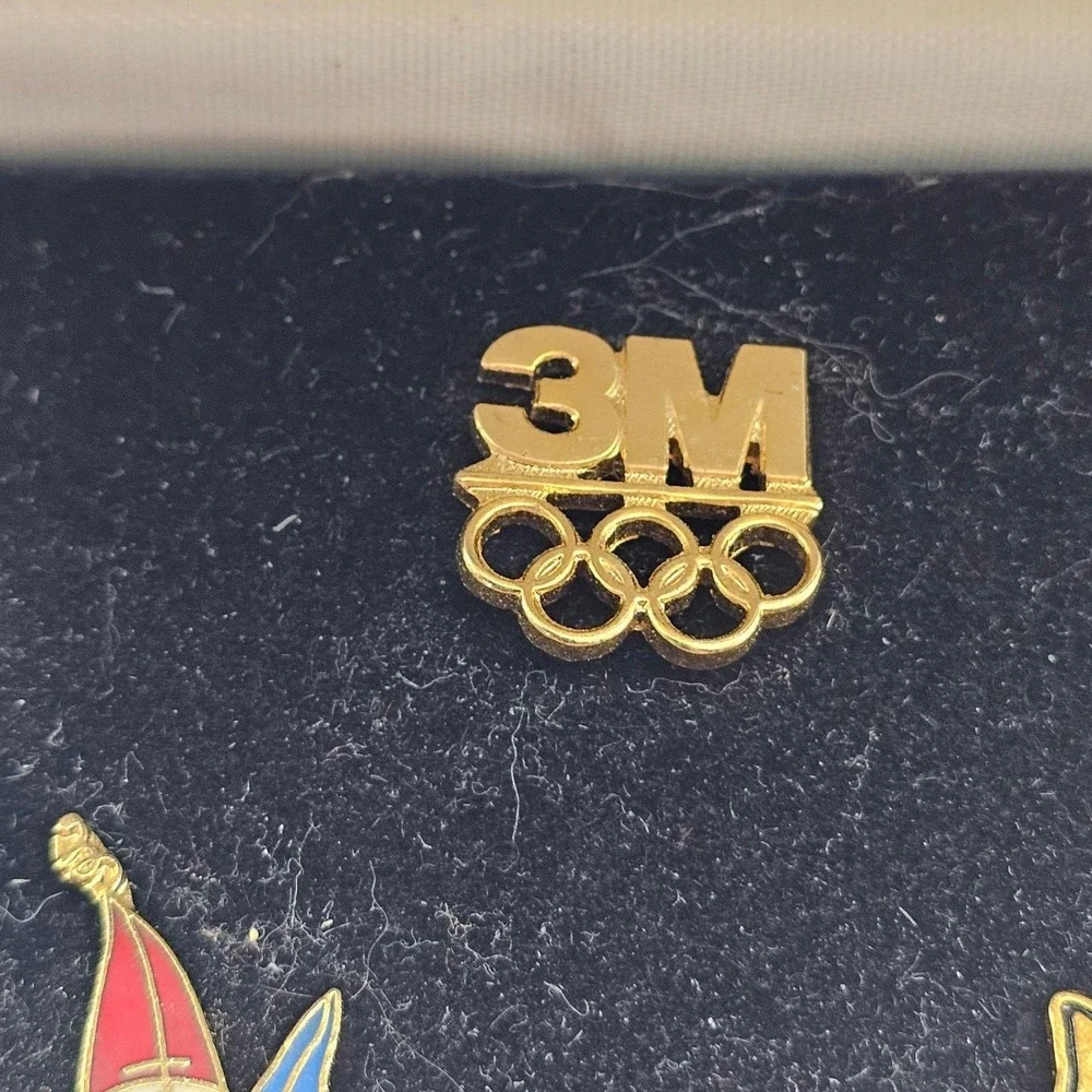 Vintage USA Olympic Pin Set One Size Multi-Color Barcelona 1992 Running 3M